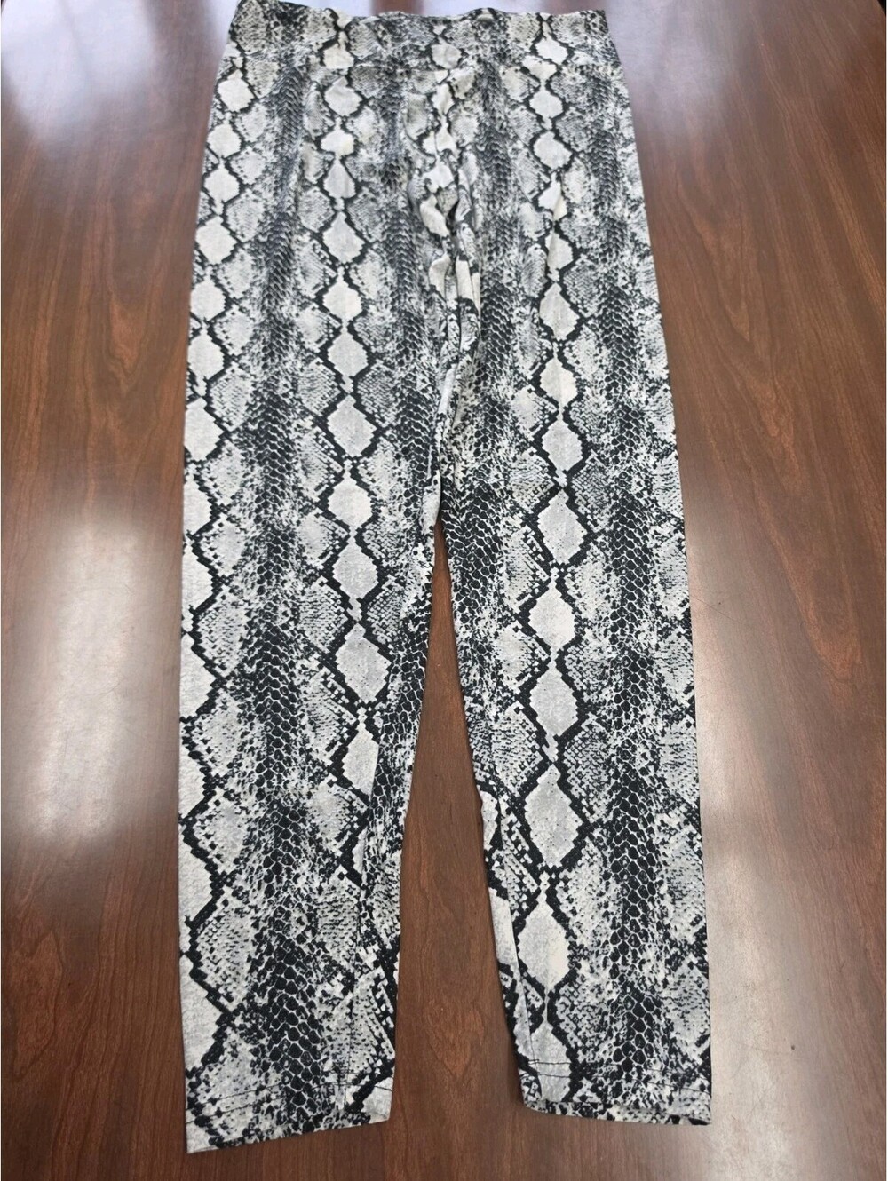 Eye Candy Womens L Snake Print Leggings Gray Black Stretch Pull On Animal Print